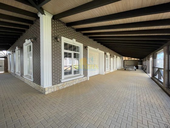 Новое Домовладение в Английском стиле в с. Гатное! Гатне