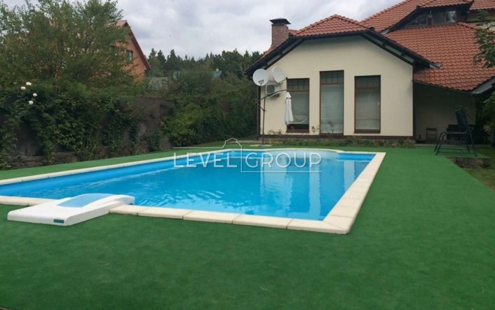 Ходосівка. Прекрасна садиба для сімї в оточенні лісу з басейном. - фото 1