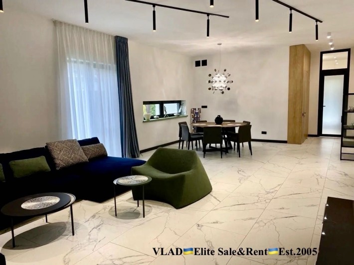 Козин. Сучасний одноповерховий будинок у КМ в лісовій частині. - фото 1