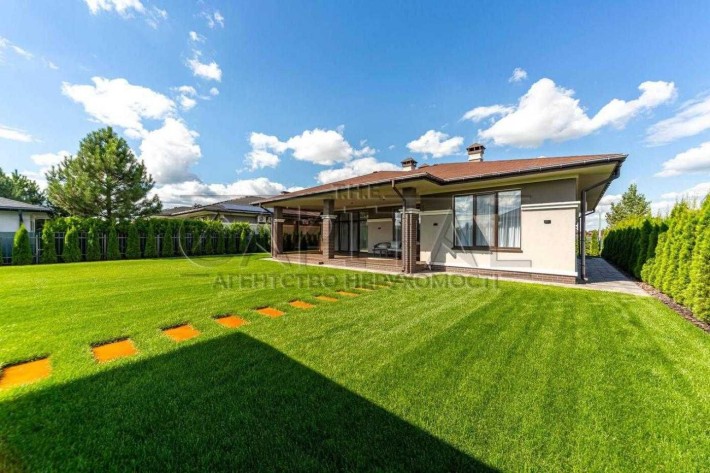 Оренда будинку / Золоче / 180м2 / 1 поверх / Сучасний ремонт - фото 1