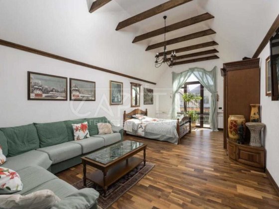 Оренда будинку ВИШЕНЬКИ  КМ Золоче / БАСЕЙН / Альтанка Вишенки