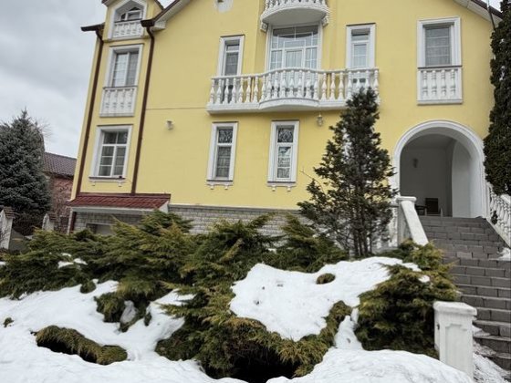 Оренда будинку  с. Лісники, бомбосховище, генератор, аренда дома Лесники