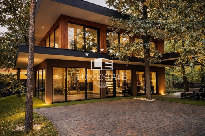 Дом с бассейном и выходом в лес, аренда в с.Стоянка, 10 минут от Киева - фото 1