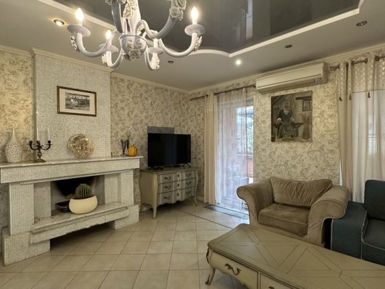 Оренда котеджу в Канадському селищі на 8 сотках Горенка