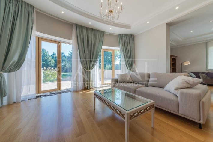 Оренда ГАРНОГО ПРОСТОРОГО будинку ГАЗ генератор Іванковичі БАСЕЙН 450м - фото 1