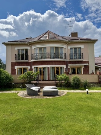 Без комісії здам в оренду сімейний будинок в Іванковичах,Лісники - фото 1