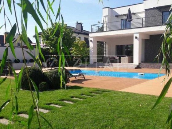 Оренда преміального, автономного будинку з басайном біля озера Круглик Круглик