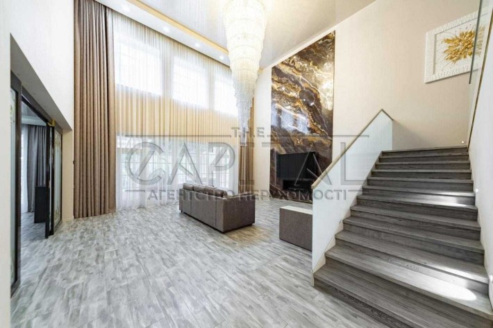 Оренда Будинок 400 м2 Лебедівка, вул. Петра Сагайдачного - фото 1