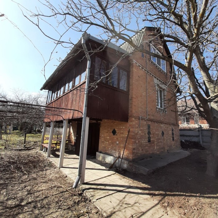 Здаю дачу на теплий сезон - фото 1