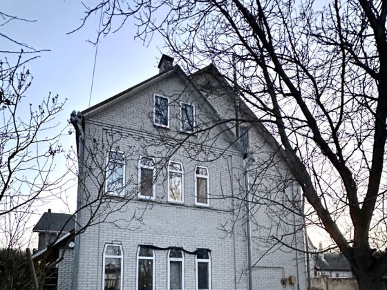 Здам окремий будинок з генератором с Нові Безрадичі 20км від Києва Нові Безрадичі