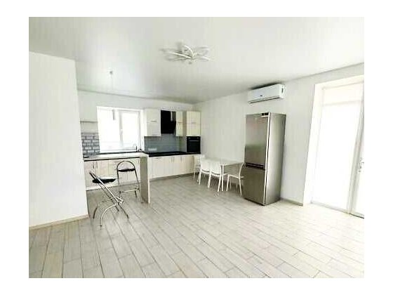 Довгострокова оренда заміського будинку в с.Осещина Осещина