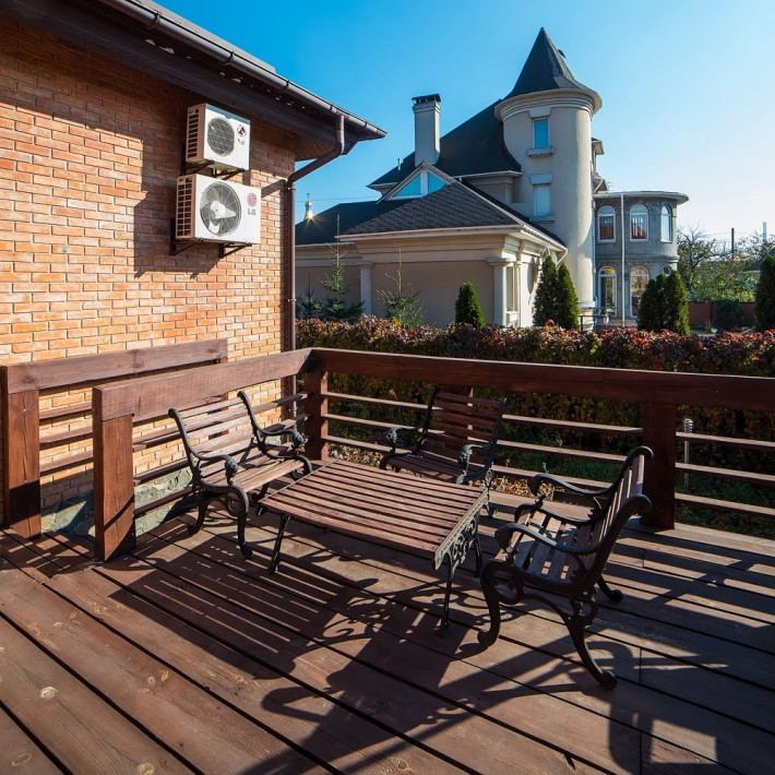 Великий будинок під оренду - фото 1