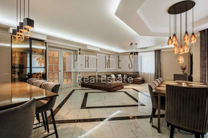 Оренда  сучасного будинку Романків 350м2 14 соток - фото 1