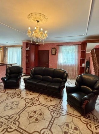 Оренда будинку 220 м2 з бомбосховищем - фото 1