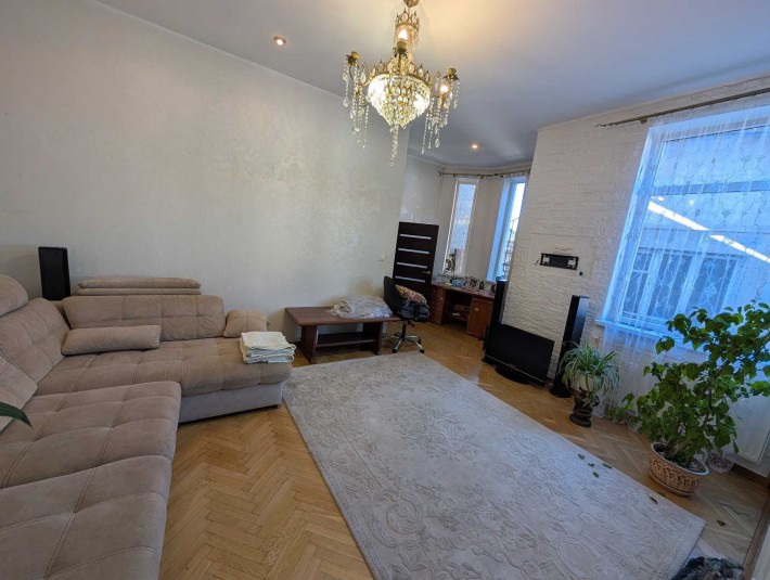 Оренда 2-х кімнатного будинку (1 поверх), вул. Кліматична, Брюховичі - фото 1