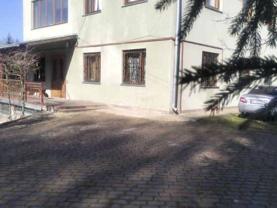 Здам частину будинку Власник. Брюховичи