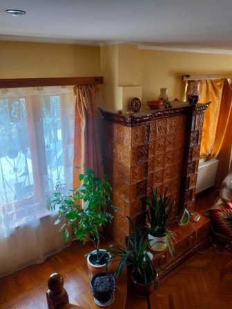 Оренда частини будинку з власним подвір'ям, смт. Брюховичі - фото 1