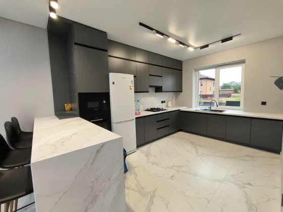 Оренда котеджу в Рудне Рудное