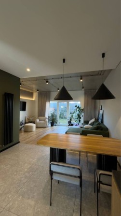 Оренда котеджу в Зубрі - фото 1