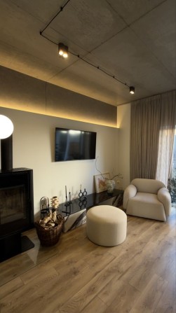 Оренда котеджу в Зубрі - фото 1