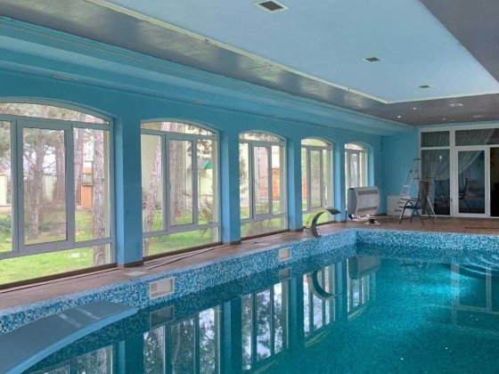 Дом на 25 сотках Круглогодичный большой бассейн КП Сосновый Берег Фонтанка