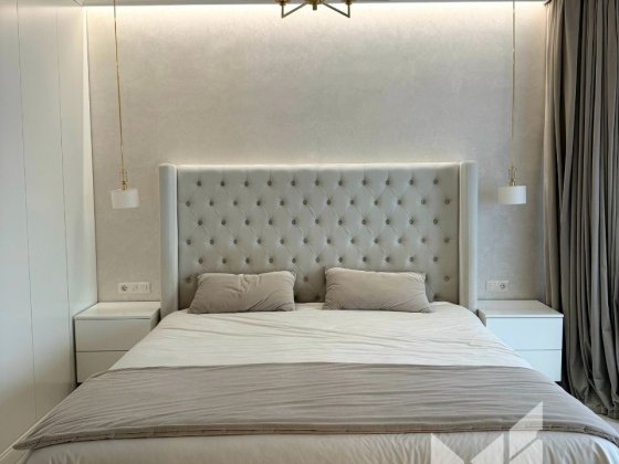 Оренда розкішного будинку з великою територією Годилов