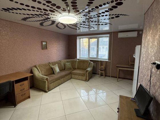 Оренда 1 кімнатної квартири студіі в центрі міста Александрия