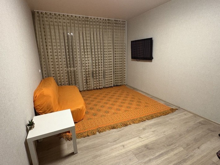 Однокімнатна квартира в центрі міста - фото 1