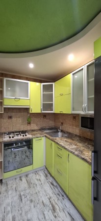 Сдам 2-х комн кв. 5 мкр А/О евроремонт - фото 1