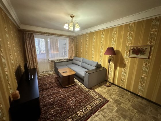 Сдам 4-х комнатную квартиру Черемушки Каменское