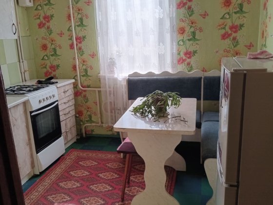 Сдам  2 к квартиру, левый берег.