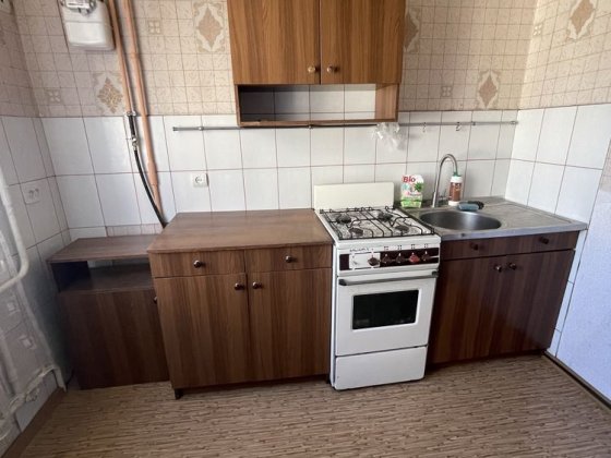 Аренда 2 ком. 10 мкрн. Левый берег Каменское