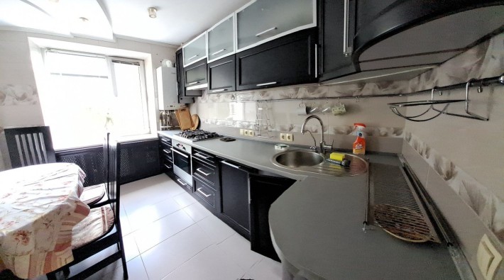 Здам в довгострокову  оренду трикімнатну квартиру - фото 1