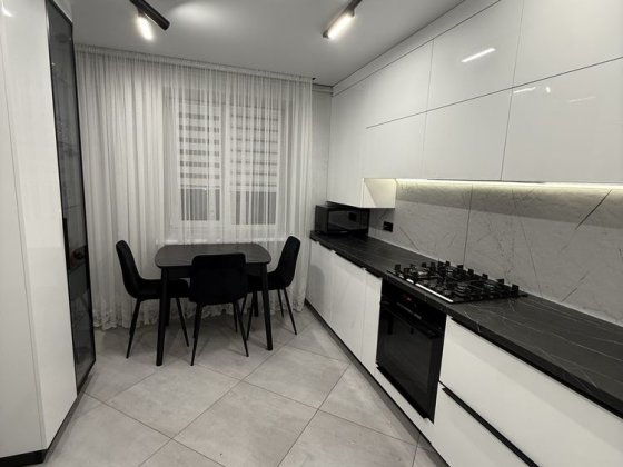 Здається 2 кімнатна квартира в новобудові Ковель