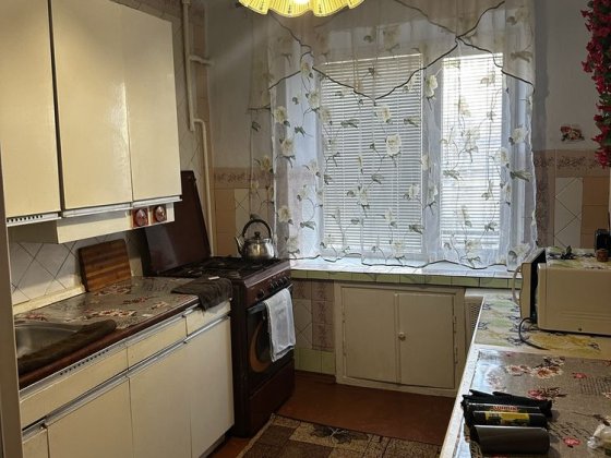 Здам 3 кв м-н жовтневий військовим Каменец-Подольский