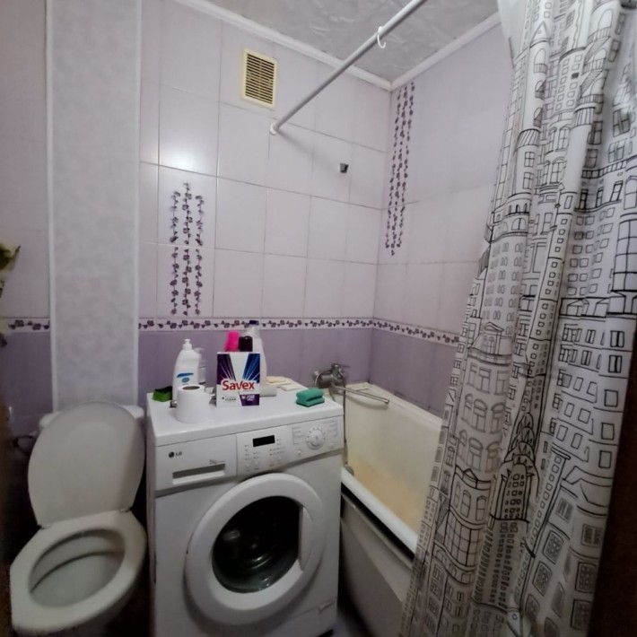 1 ком кв 3-й этаж. - фото 1