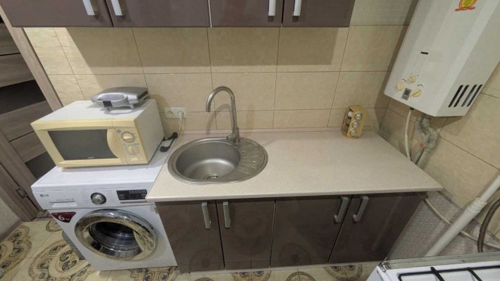 Сдается 2 к кв ул Н. Курченко 8, 5/5, 6000 грн + комм - фото 1