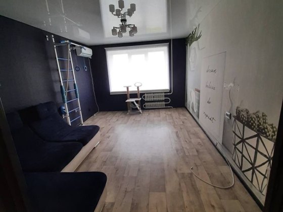 КРАМАТОРСЬК, Здається 3-кімнатна квартира на проспекті Незалежності Краматорськ