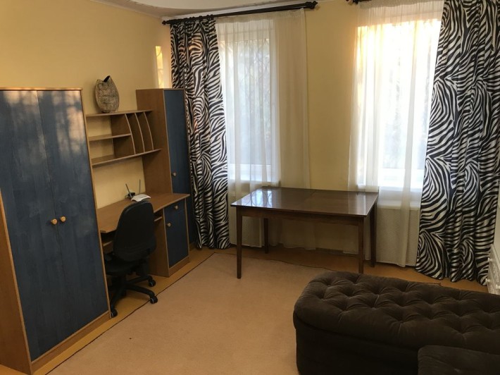 Здам 2-х кімнатну квартуру, центр міста. - фото 1