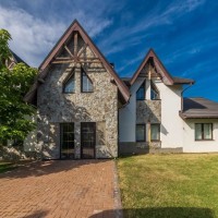 665 Великий преміальний будинок Київ