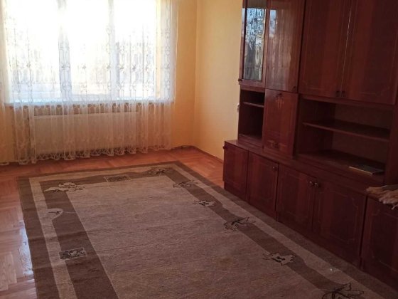 Здам двох кімнатну квартиру на довгостроковий термін Мукачеве