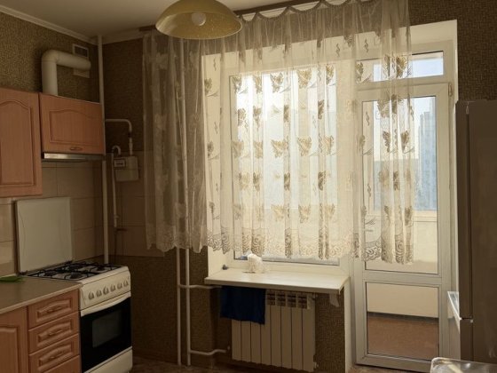 2х кімнатна квартира М-р Сосновий Обухов