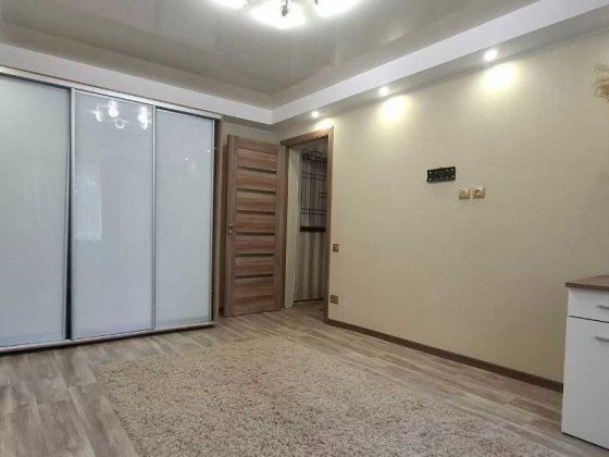 Сдается 2-х комнатная квартира на Артема Славянск