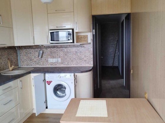 Здається 2-х кімнатна квартира. Центр міста, добрий стан. Все є. ЗСУ+ Славянск