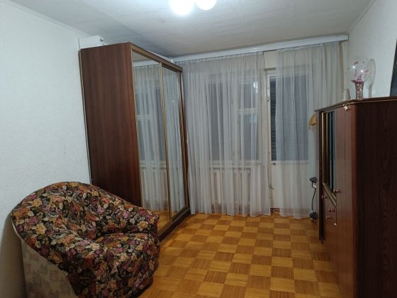 1-кімн. квартира центральна частина міста, техніка, меблі з 1 квітня Умань