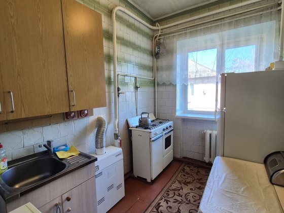 Оренда двокімнатної квартири рн " автостради"