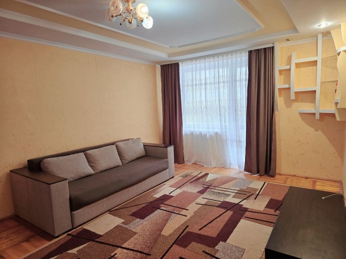 Здам в оренду 1-но кімнатну квартиру по вул.Корольова - фото 1