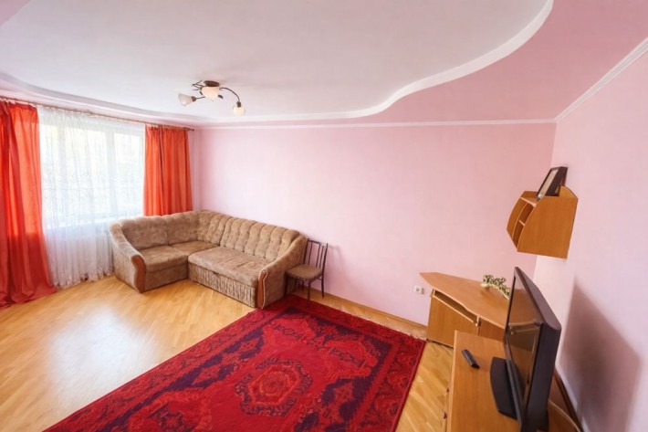 Оренда 3-ох кімнатної квартири від власника - фото 1