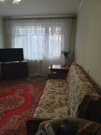 Судам в аренду 3 кімнатну квартиру . 4 поверх. Район жд - фото 1