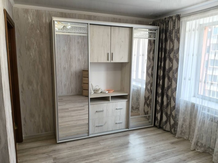 Оренда 1к. квартири  новобудови на Озерні з меблями та технікою . - фото 1